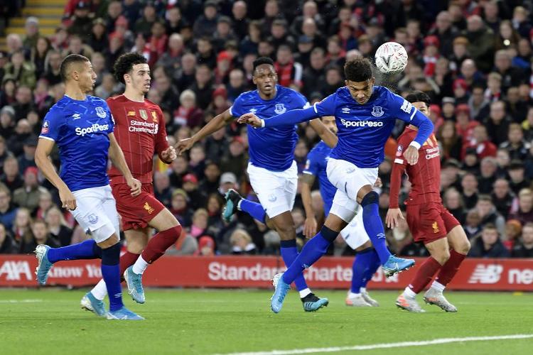 ATP总决赛 辛纳笑到最后