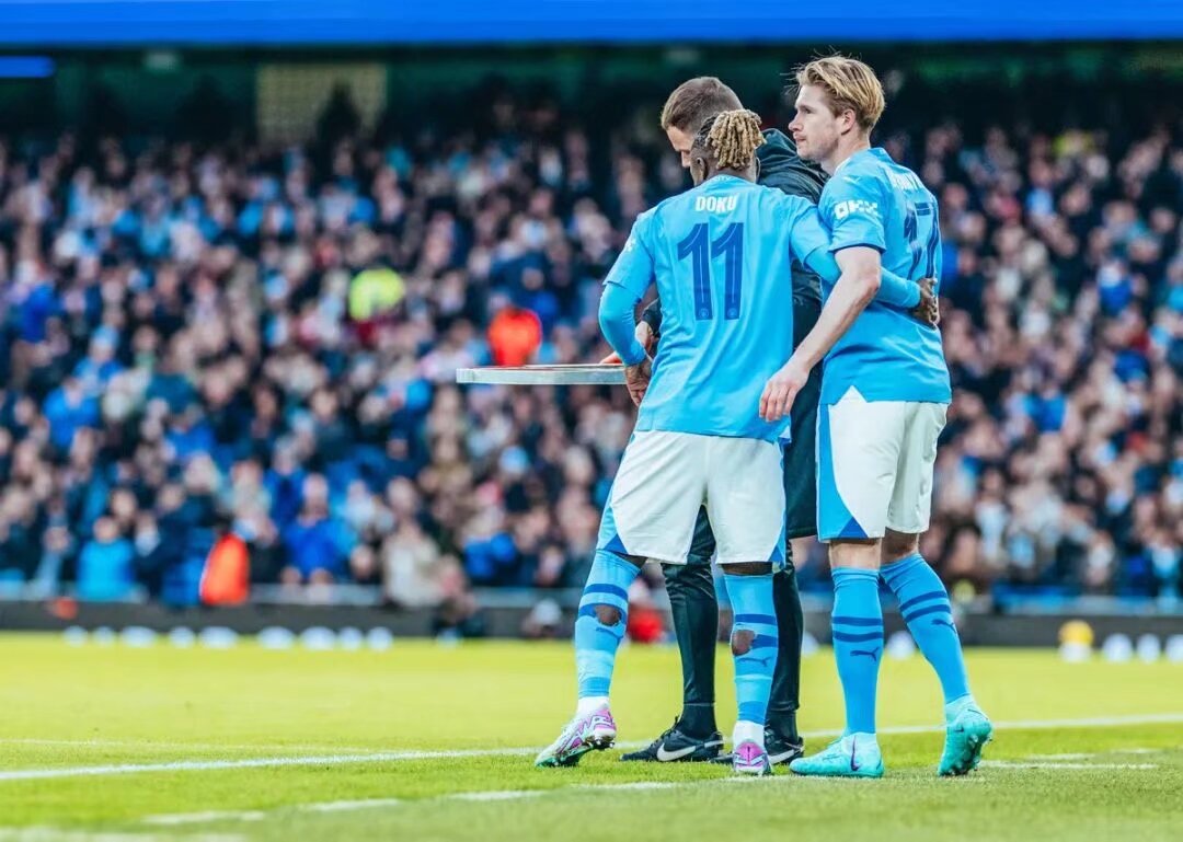 塞超球队劳动1923主帅日佐维奇在比赛中突然去世，年仅44岁