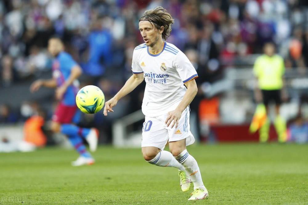 状态爆棚！布朗怒砍赛季新高42分，赛季第三次40+